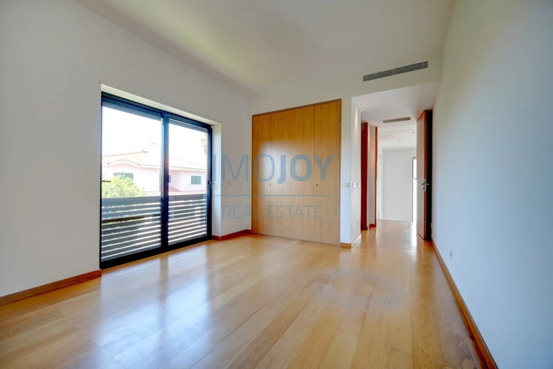 Moradia T4 para Venda em Cascais e Estoril Foto 31