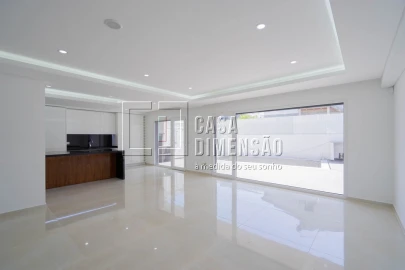 Moradia T4 para Venda em Corroios