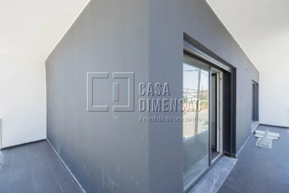 Moradia T4 para Venda em Corroios