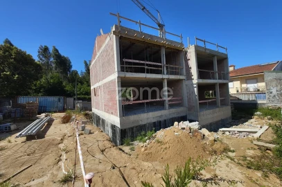 Moradia T3 para Venda em Mafamude e Vilar do Paraíso