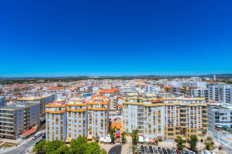 Apartamento T1 para Venda em Quarteira Foto 20