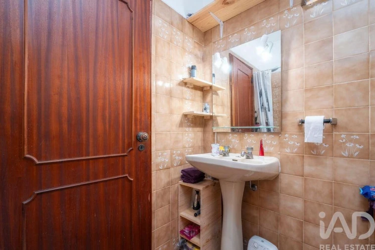 Apartamento T1 para Venda em Quarteira Foto 16