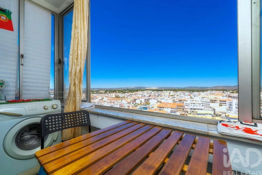 Apartamento T1 para Venda em Quarteira Foto 19