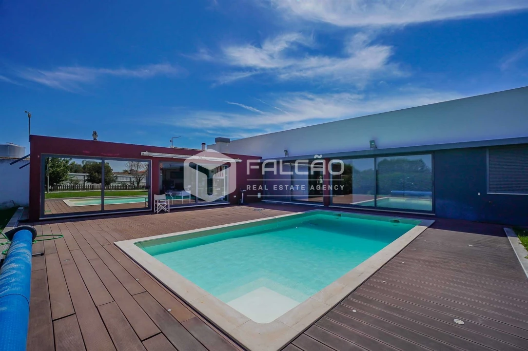 Moradia T4 para Venda em Ereira e Lapa Foto 3