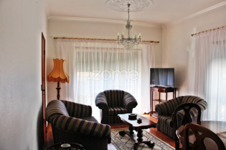 Moradia T4 para Venda em Lavos Foto 19