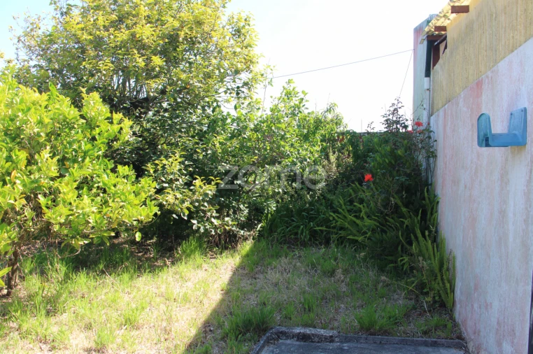 Moradia T4 para Venda em Lavos Foto 30