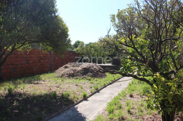 Moradia T4 para Venda em Lavos Foto 35