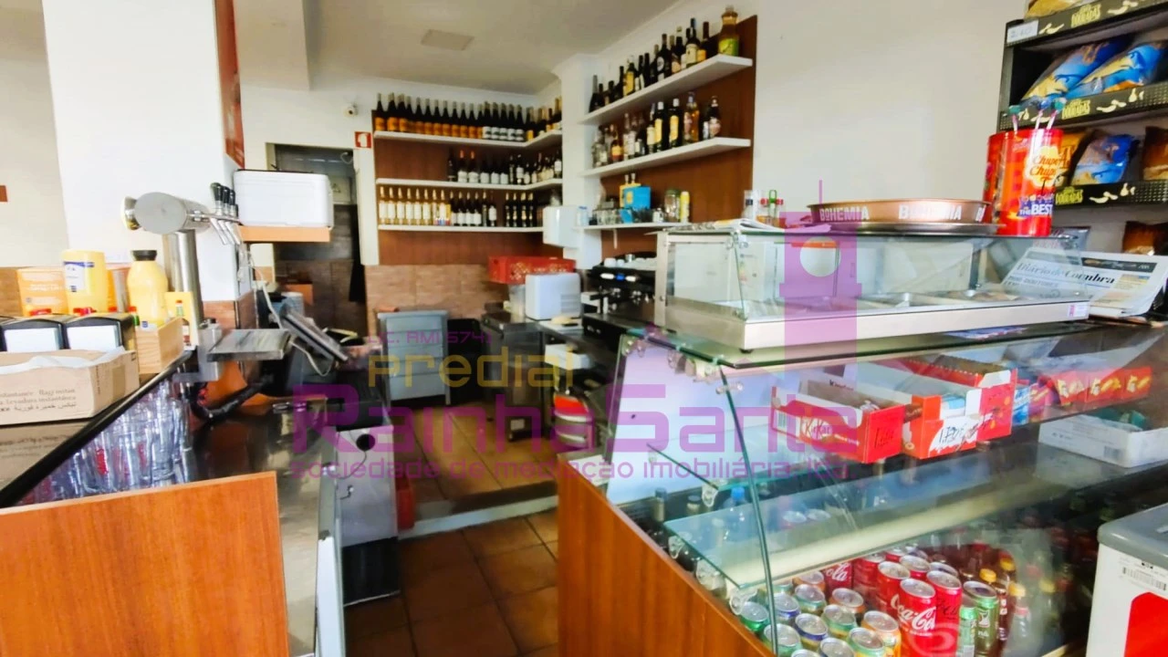 Negócio para Venda em Santo Antonio dos Olivais Foto 11