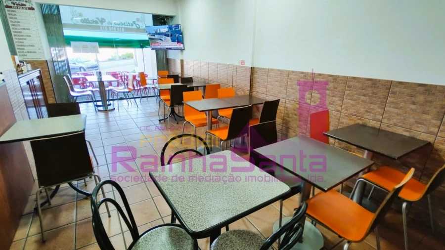 Negócio para Venda em Santo Antonio dos Olivais Foto 13