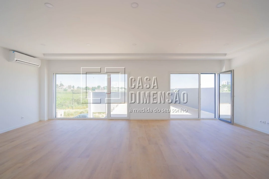 Moradia T3 para Venda em Caparica e Trafaria Foto 4