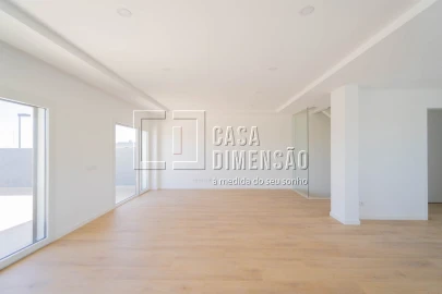Moradia T3 para Venda em Caparica e Trafaria