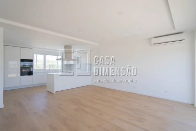 Moradia T3 para Venda em Caparica e Trafaria