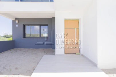 Moradia T3 para Venda em Caparica e Trafaria