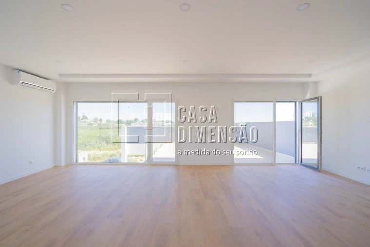 Moradia T3 para Venda em Caparica e Trafaria Foto 4