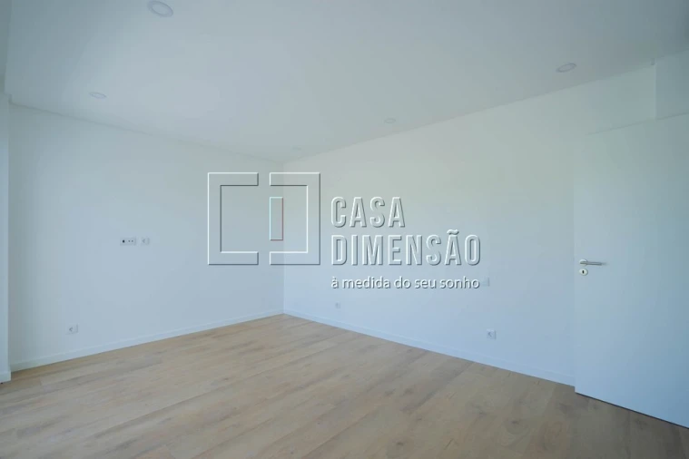 Moradia T3 para Venda em Caparica e Trafaria Foto 42