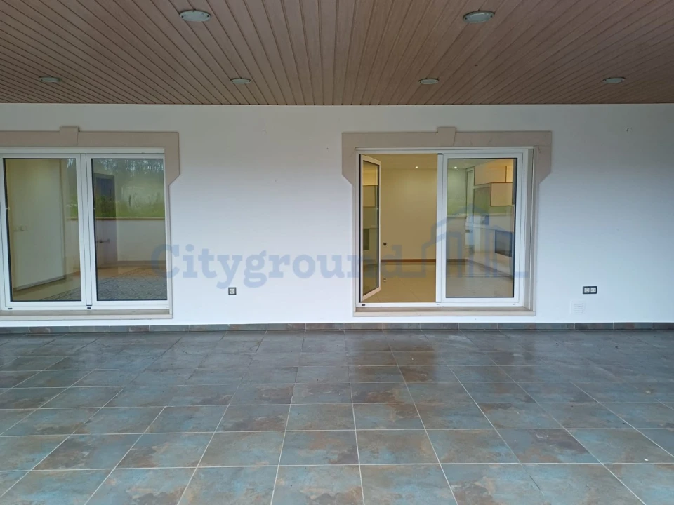 Moradia T7 para Venda em Bidoeira de Cima Foto 23