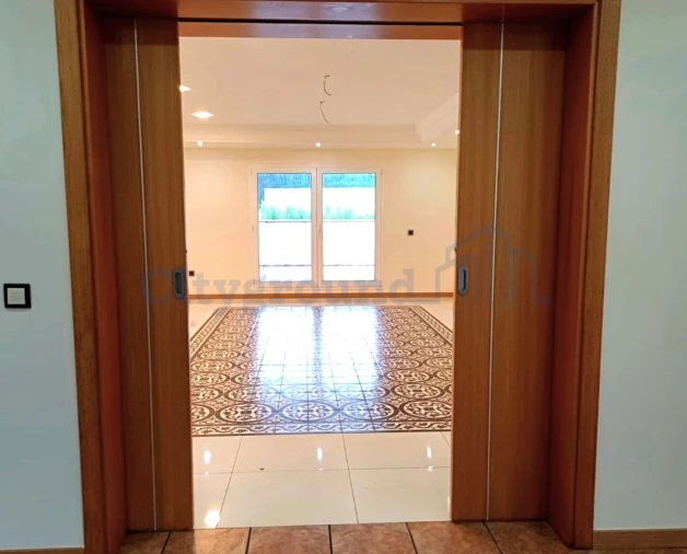 Moradia T7 para Venda em Bidoeira de Cima Foto 5