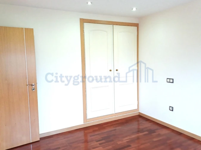 Moradia T7 para Venda em Bidoeira de Cima Foto 19