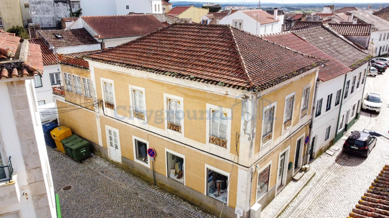 Prédio para Venda em São Martinho do Porto Foto 2