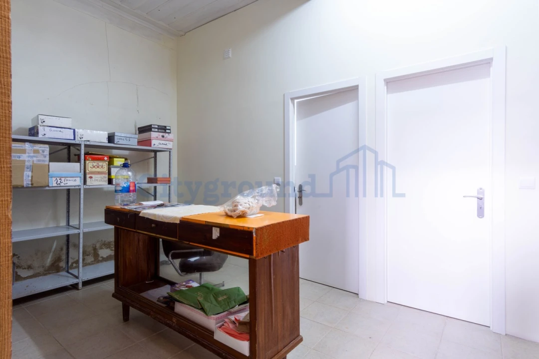 Prédio para Venda em São Martinho do Porto Foto 19