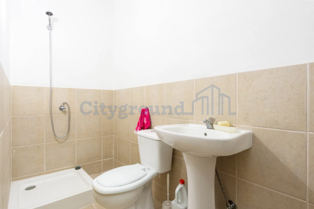 Prédio para Venda em São Martinho do Porto Foto 20