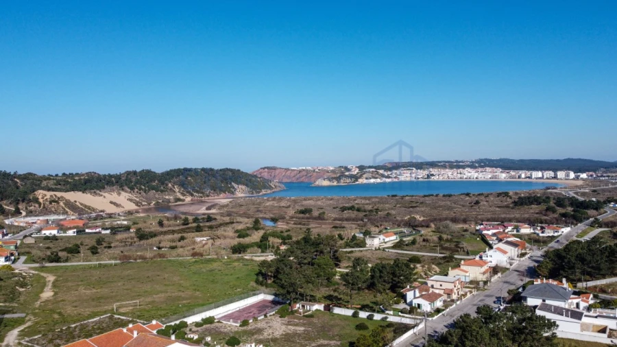 Prédio para Venda em São Martinho do Porto Foto 31