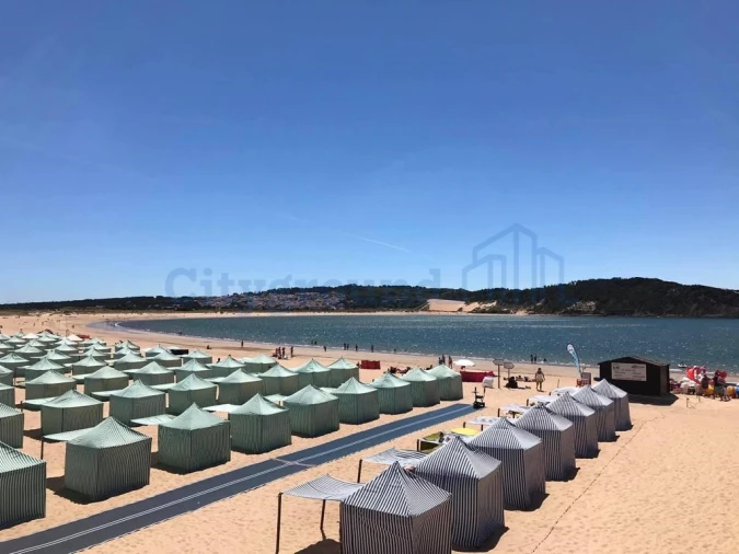 Prédio para Venda em São Martinho do Porto Foto 24