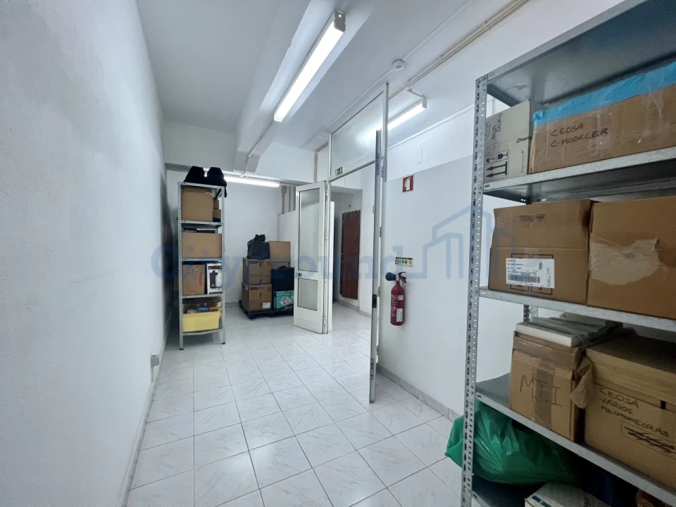 Loja para Venda em Arroios Foto 12