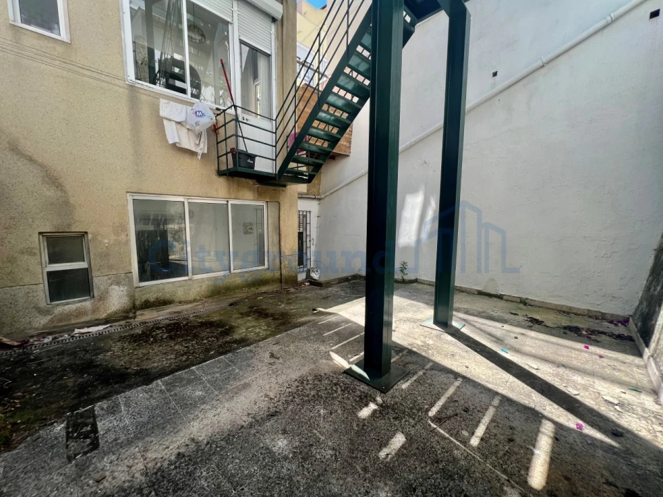 Loja para Venda em Arroios Foto 23