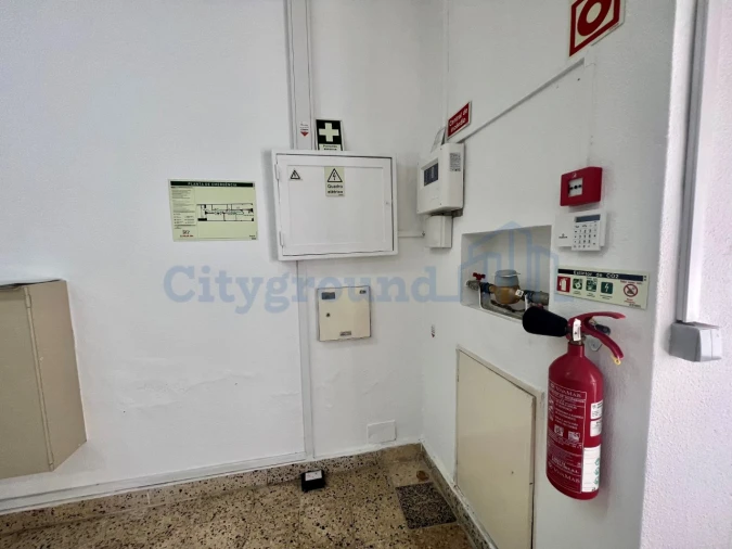 Loja para Venda em Arroios Foto 3