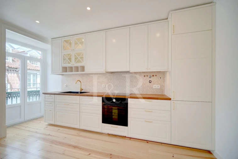Apartamento T3 para Venda em Misericórdia Foto 3