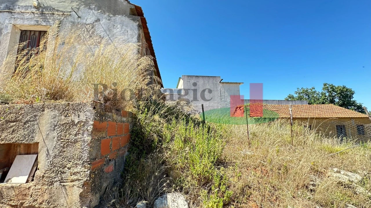 Moradia T2 para Venda em Alcanede Foto 6