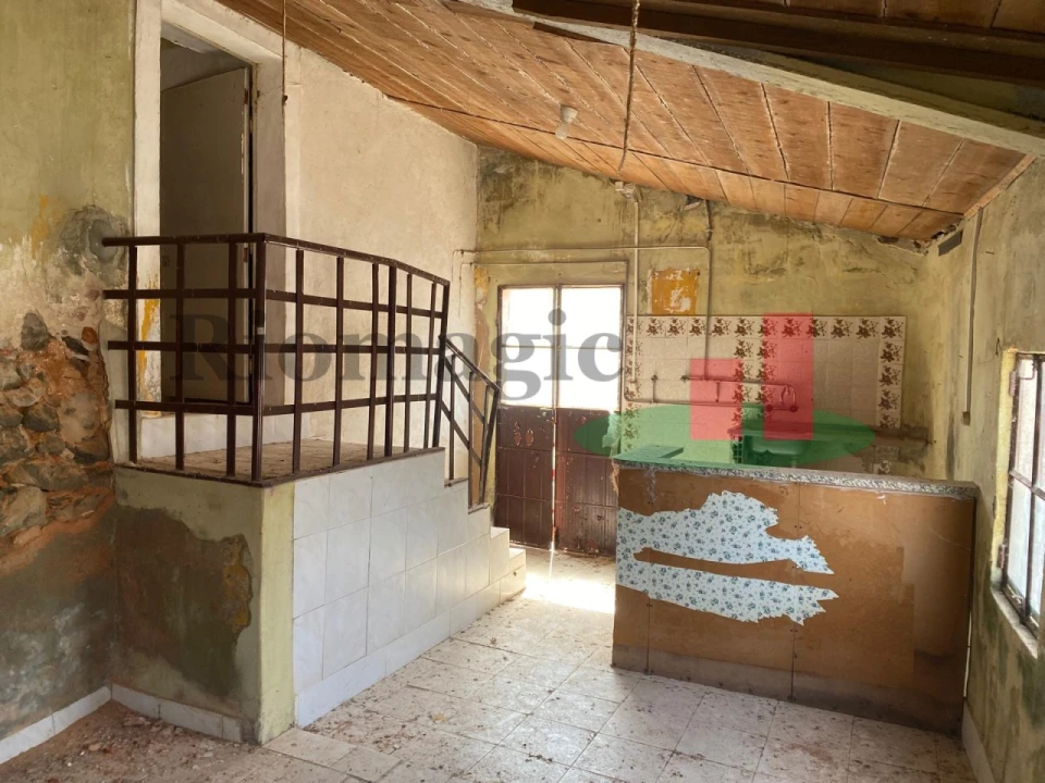 Moradia T2 para Venda em Alcanede Foto 21