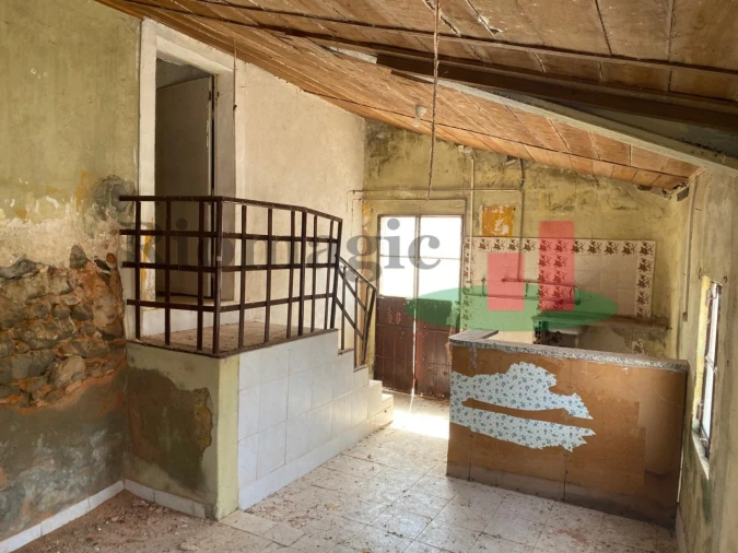 Moradia T2 para Venda em Alcanede Foto 11