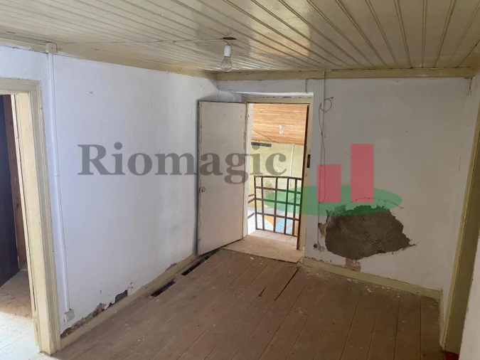 Moradia T2 para Venda em Alcanede Foto 24