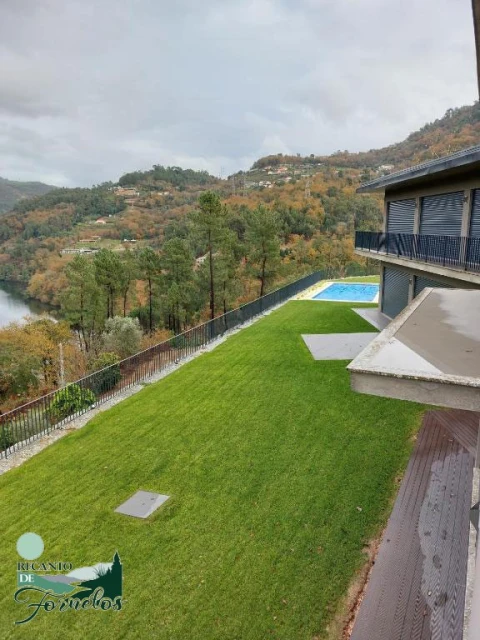 Moradia T3 para Arrendamento férias em Louredo