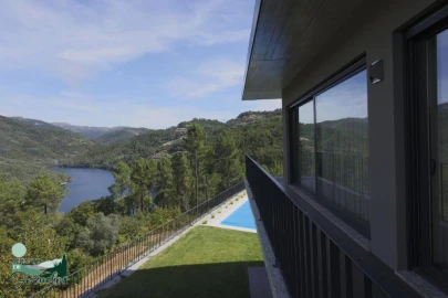 Moradia T3 para Arrendamento férias em Louredo