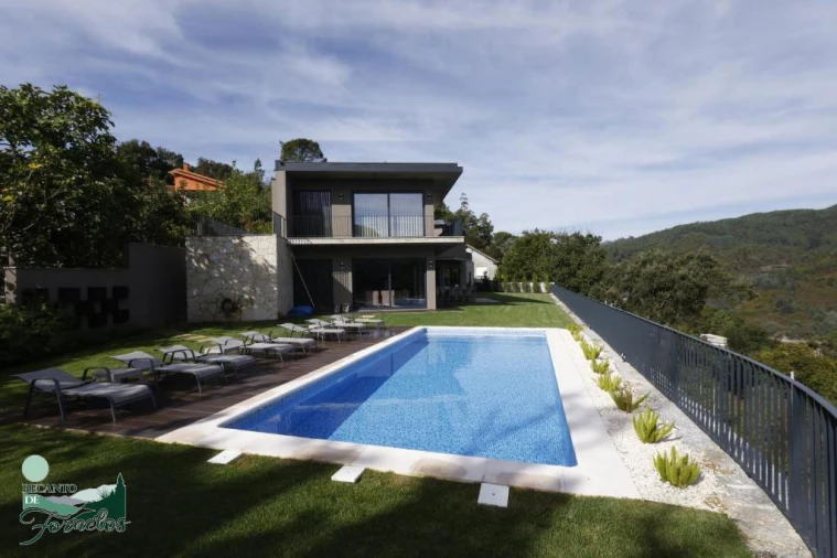 Moradia T3 para Arrendamento férias em Louredo