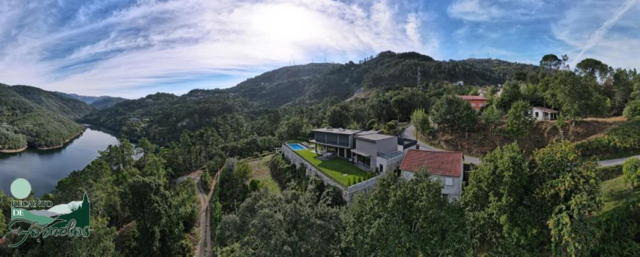 Moradia T3 para Arrendamento férias em Louredo Foto 41