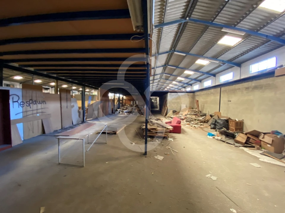 Armazém para Venda em Queluz e Belas Foto 9