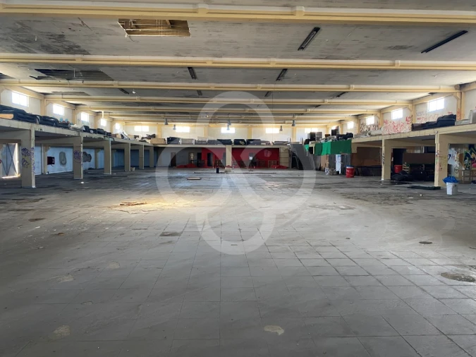 Armazém para Venda em Queluz e Belas Foto 11