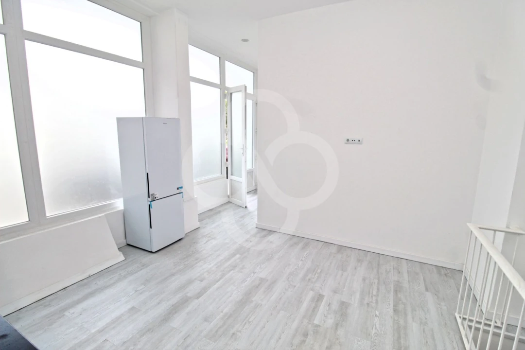 Loja para Venda em Laranjeiro e Feijó Foto 6