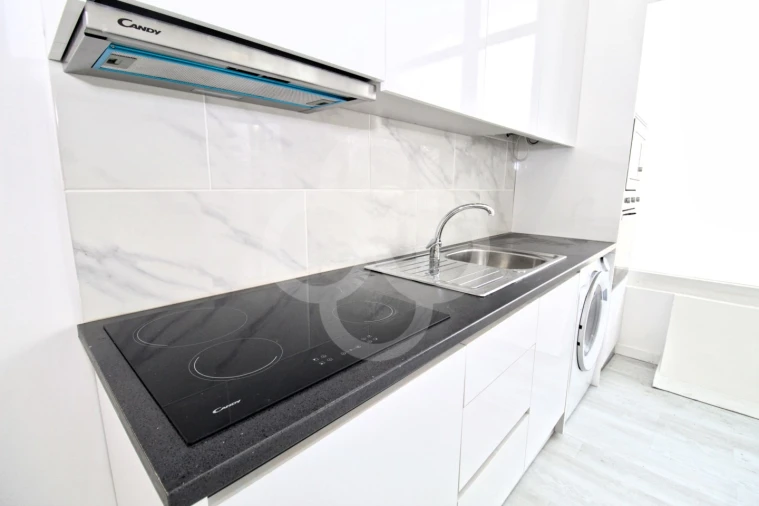 Loja para Venda em Laranjeiro e Feijó Foto 2