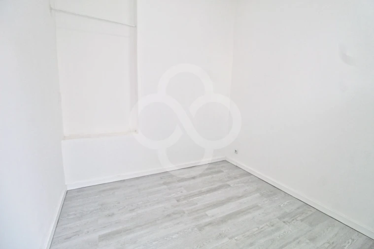 Loja para Venda em Laranjeiro e Feijó Foto 9