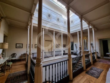 Moradia T28 para Venda em Oeiras e São Julião da Barra, Paço de Arcos e Caxias