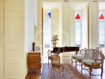 Moradia T28 para Venda em Oeiras e São Julião da Barra, Paço de Arcos e Caxias