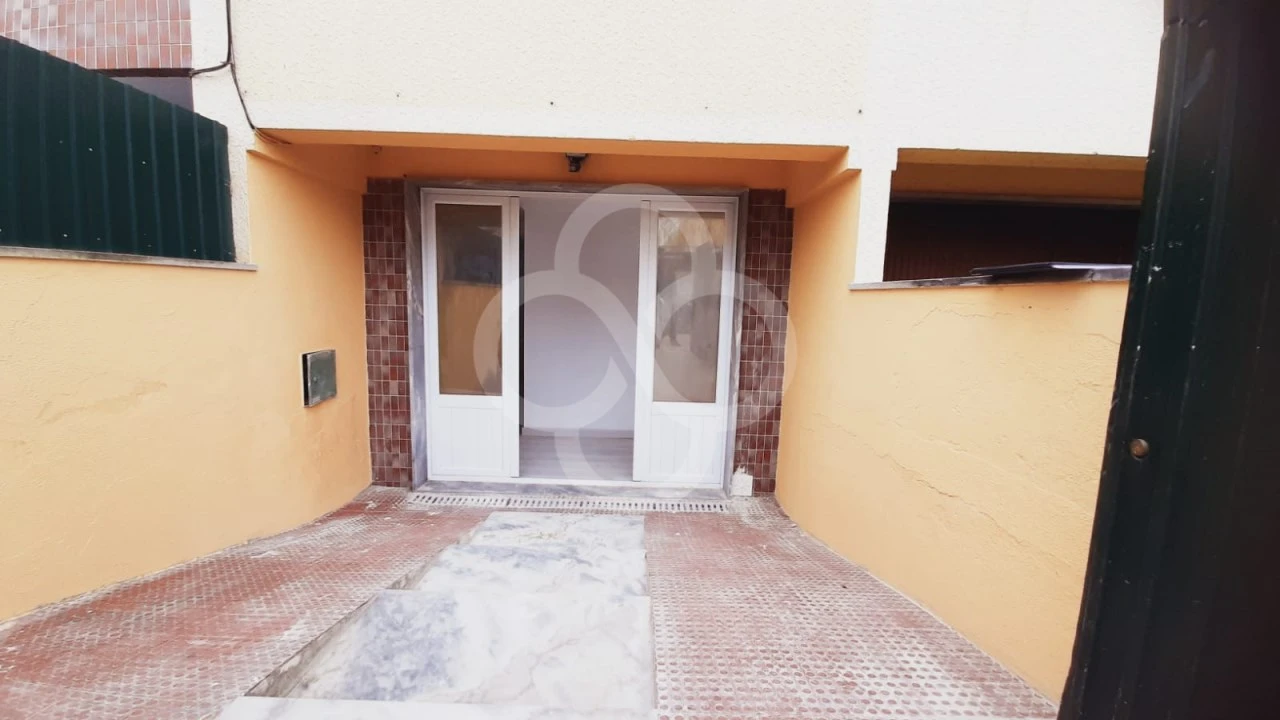 Loja para Venda em Corroios Foto 17