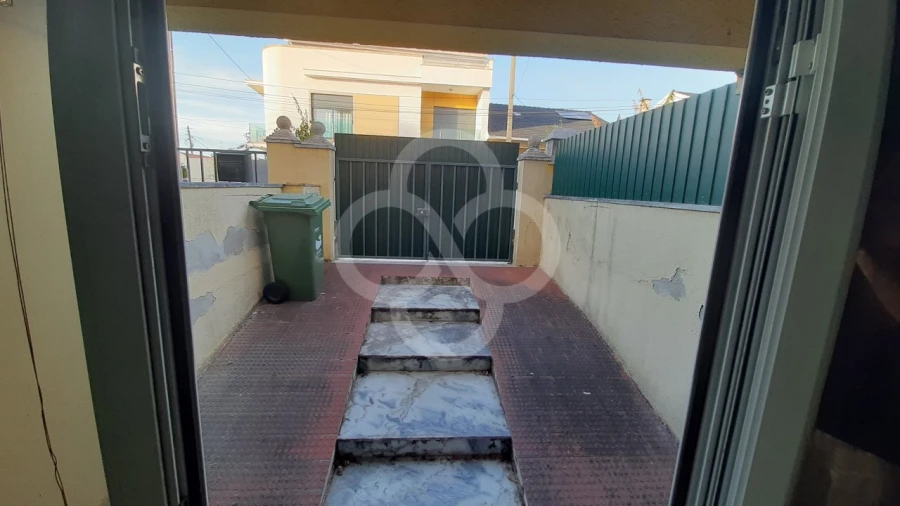 Loja para Venda em Corroios Foto 18