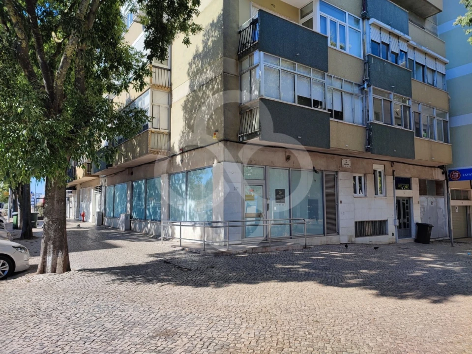 Loja para Venda em Benfica Foto 17