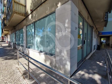 Loja para Venda em Benfica